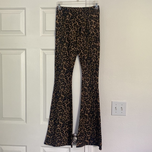 Nasty Gal Pants - Nasty Gal fit and flare cheetah print leggings.